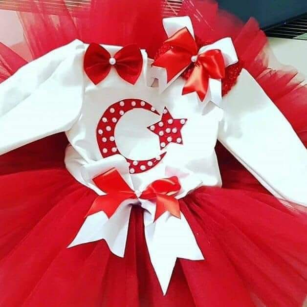 23nisan gösteri ay yıldız temalı tütü takım